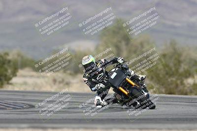 media/Jan-15-2026-Racers Edge (Thu) [[dfebeb70ab]]/2-A Group/Session 5 (Turn 5)/